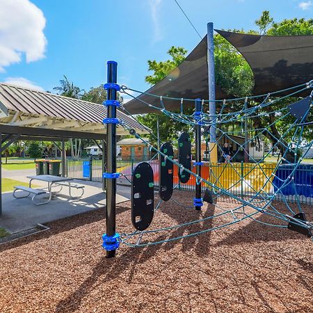 Nrma Blue Dolphin Yamba Holiday Resort Buitenkant foto
