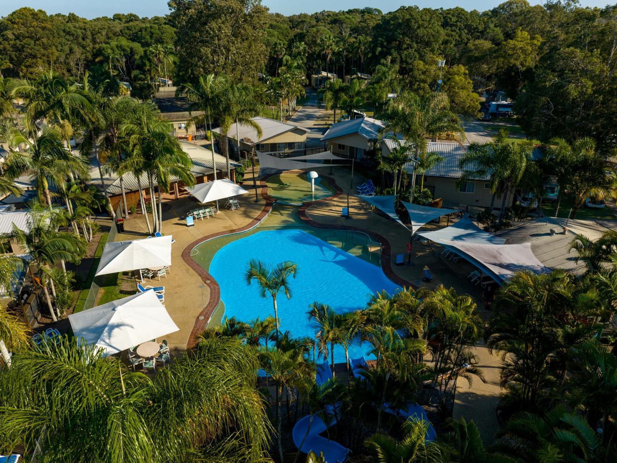 Nrma Blue Dolphin Yamba Holiday Resort Buitenkant foto