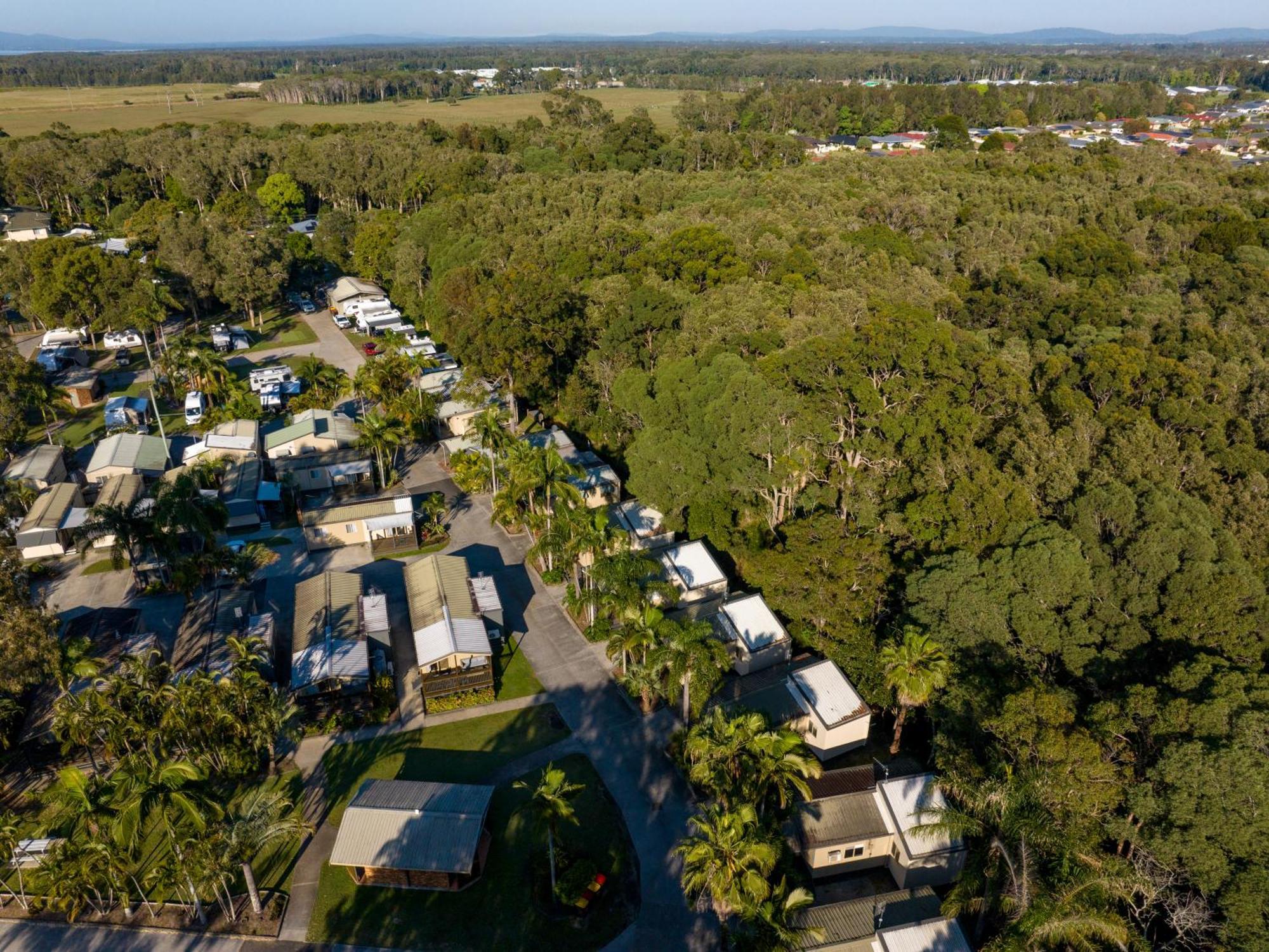 Nrma Blue Dolphin Yamba Holiday Resort Buitenkant foto
